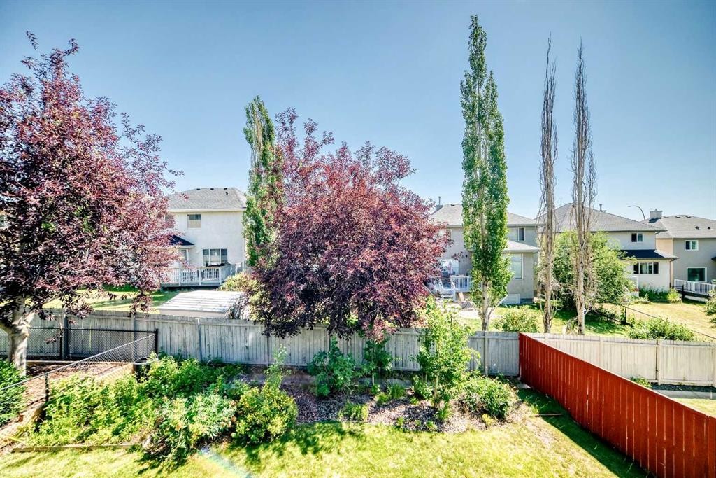 83 Edgeridge Close Nw, Calgary, AB - Outdoor