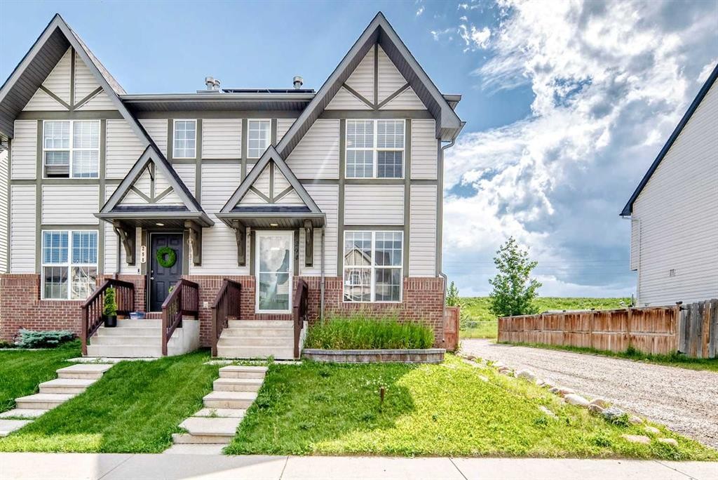 294 Elgin View Se, Calgary, AB - Outdoor With Facade