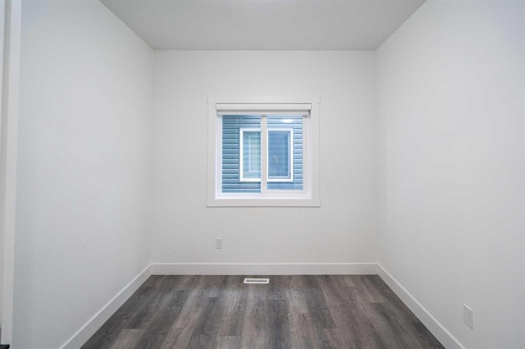 123 Saddlecrest Grove Ne, Calgary, AB - Indoor Photo Showing Other Room