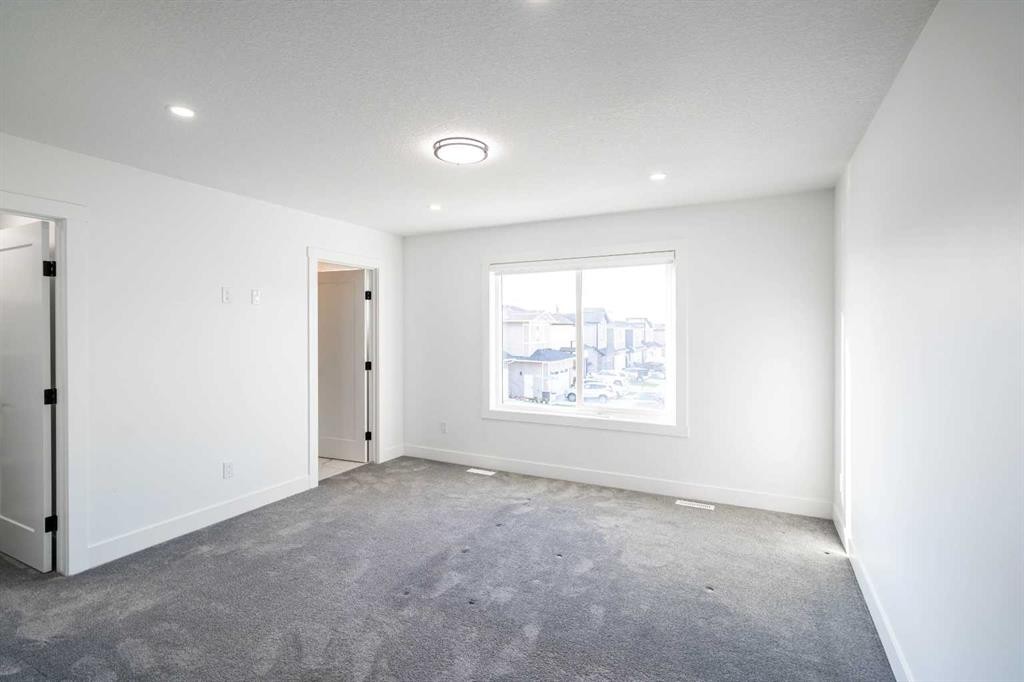 123 Saddlecrest Grove Ne, Calgary, AB - Indoor Photo Showing Other Room