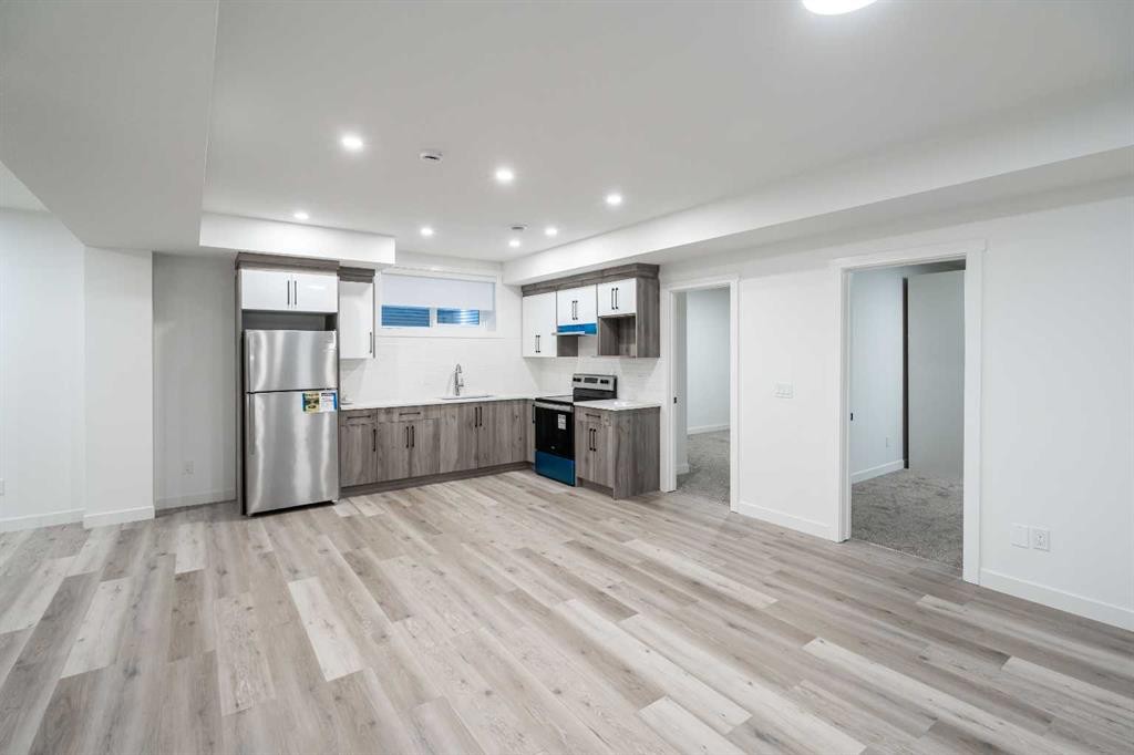 123 Saddlecrest Grove Ne, Calgary, AB - Indoor