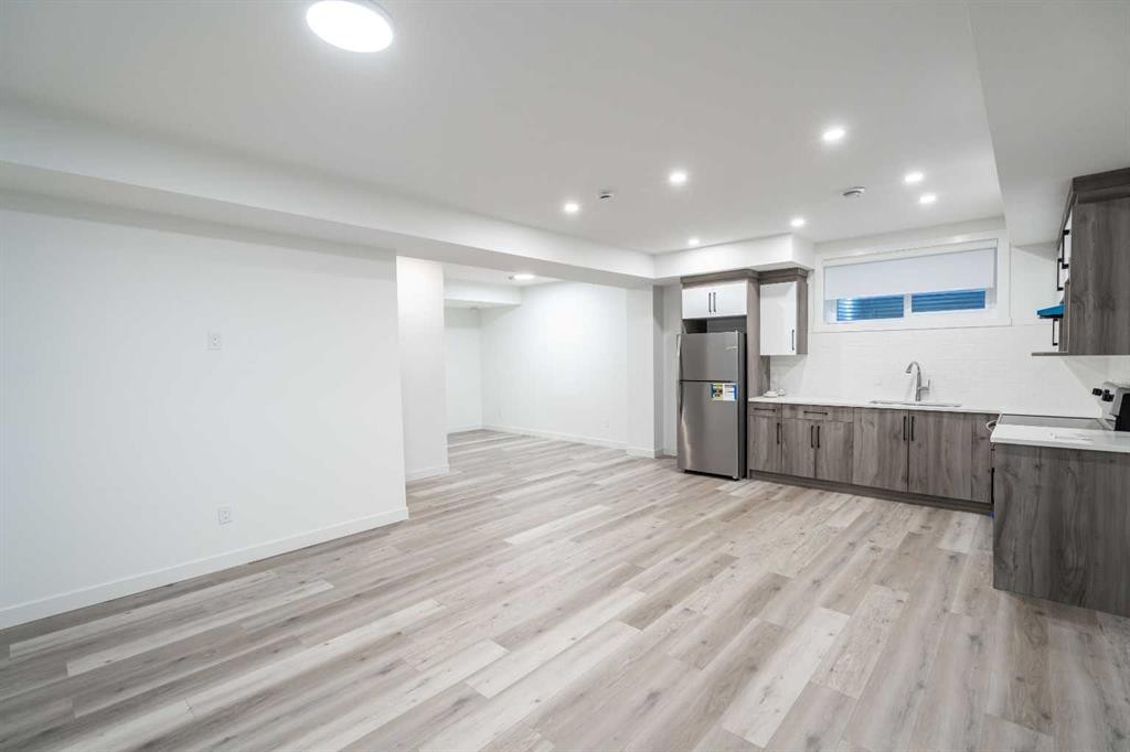 123 Saddlecrest Grove Ne, Calgary, AB - Indoor