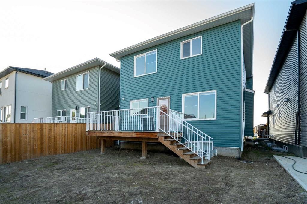 123 Saddlecrest Grove Ne, Calgary, AB - Outdoor With Deck Patio Veranda With Exterior