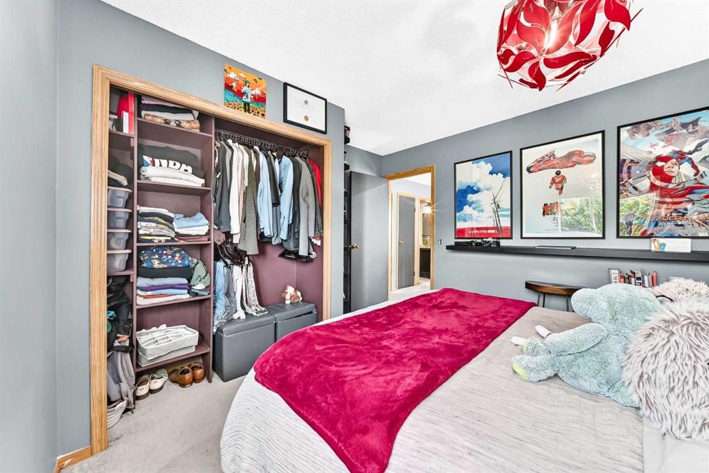 216 Hidden Spring Green Nw, Calgary, AB