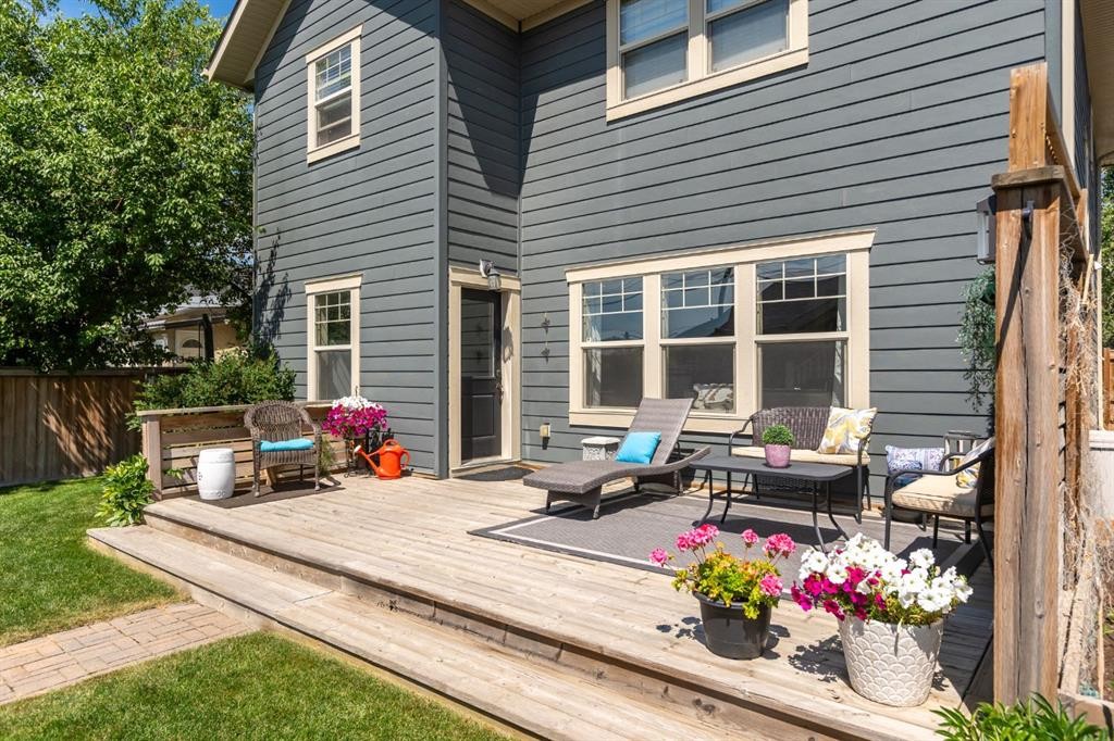 313 Centre Avenue Se, Airdrie, AB - Outdoor With Deck Patio Veranda