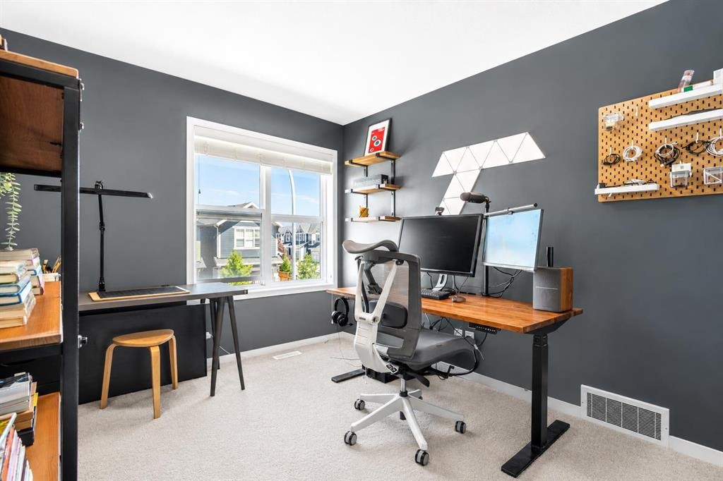 229 Masters Row Se, Calgary, AB - Indoor Photo Showing Office