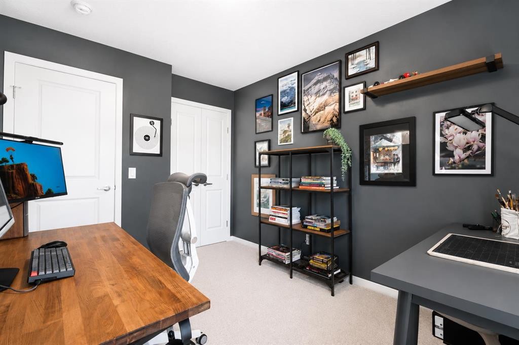 229 Masters Row Se, Calgary, AB - Indoor