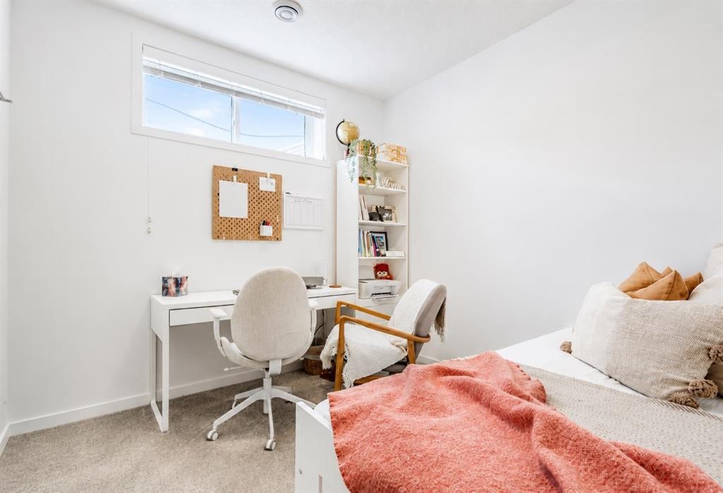 229 Masters Row Se, Calgary, AB - Indoor Photo Showing Bedroom