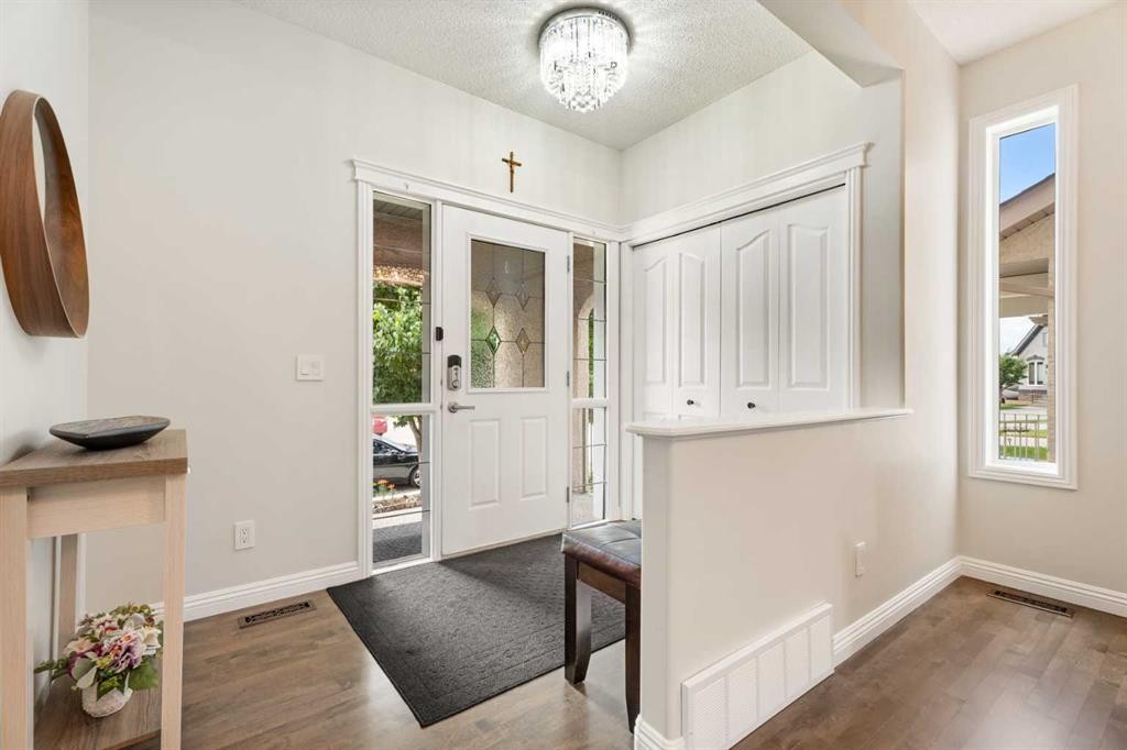 161 Cranleigh Bay Se, Calgary, AB