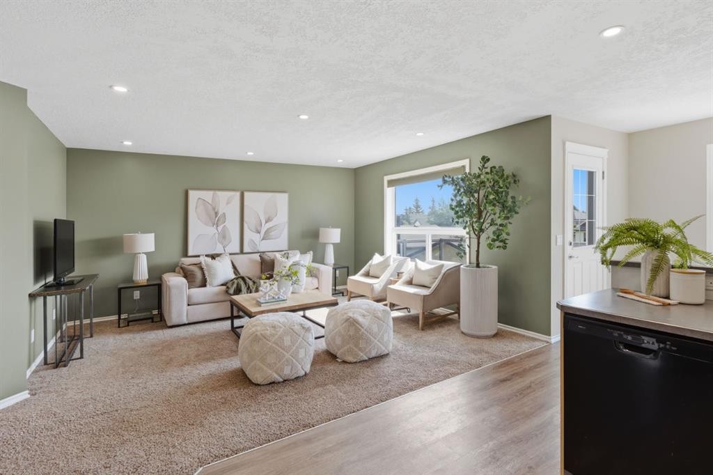 241 Somerside Close Sw, Calgary, AB