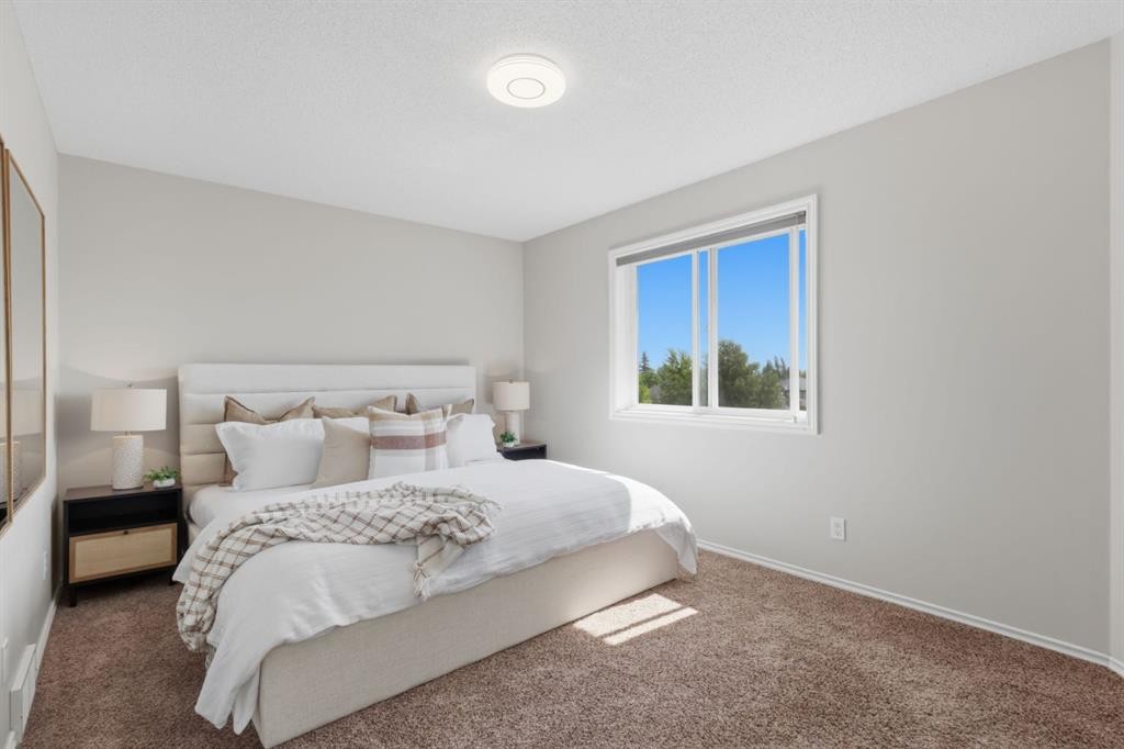 241 Somerside Close Sw, Calgary, AB