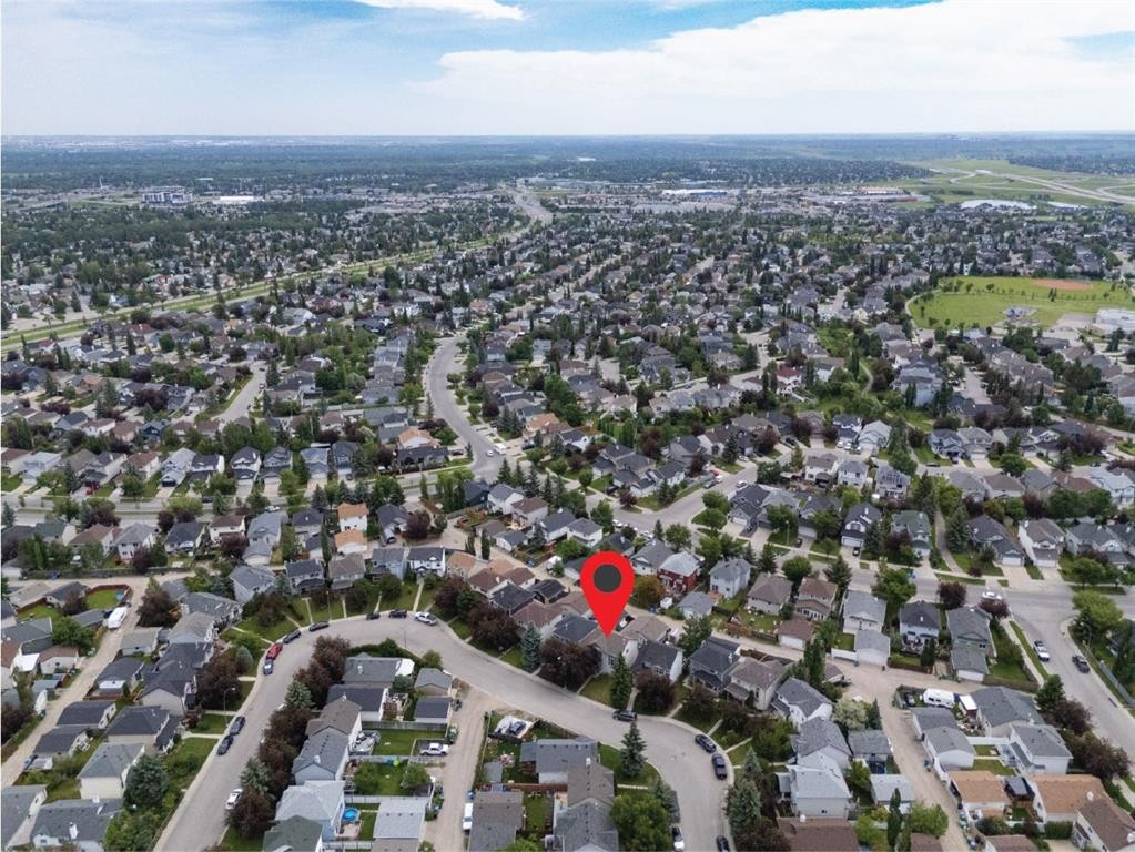 241 Somerside Close Sw, Calgary, AB