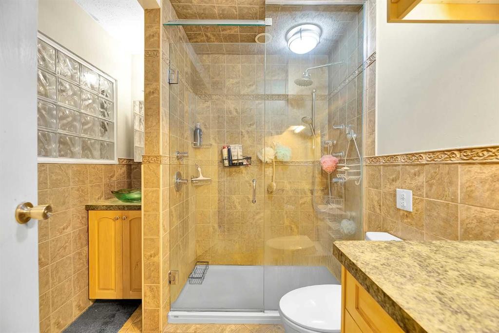107 Silvergrove Road Nw, Calgary, AB