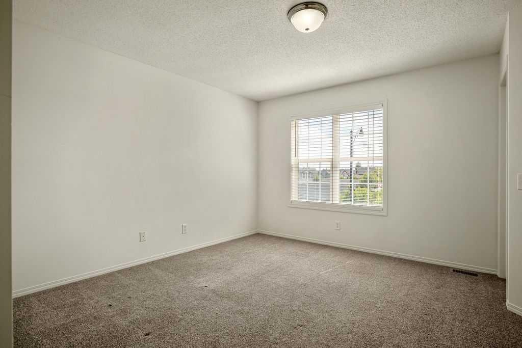 246 Elgin View Se, Calgary, AB