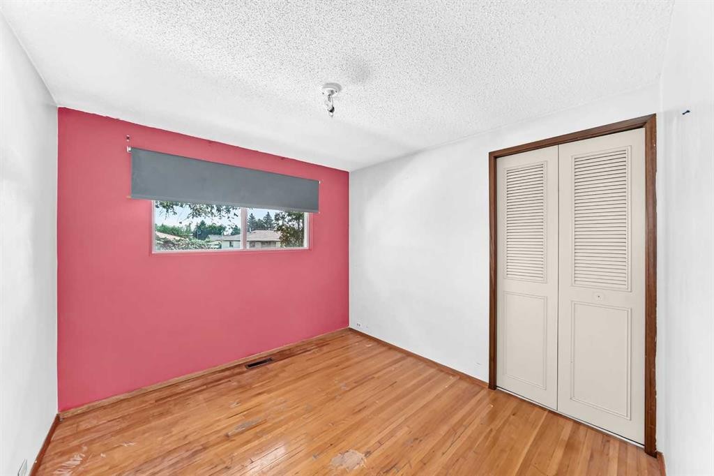 6839 Huntridge Hill Ne, Calgary, AB