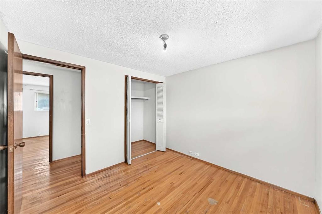 6839 Huntridge Hill Ne, Calgary, AB