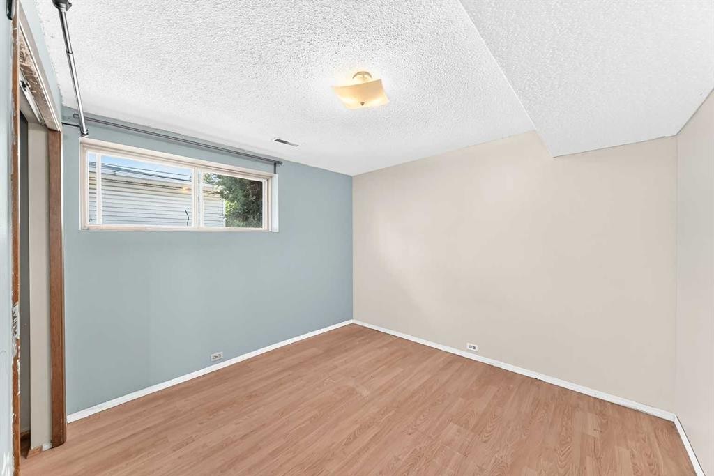 6839 Huntridge Hill Ne, Calgary, AB