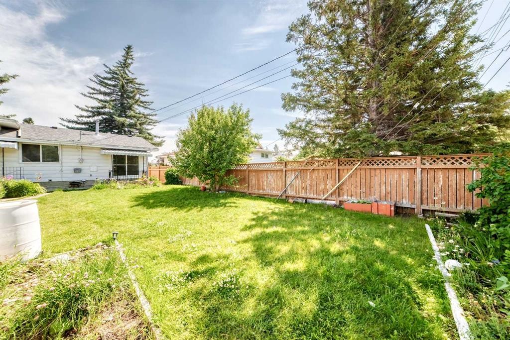 6839 Huntridge Hill Ne, Calgary, AB