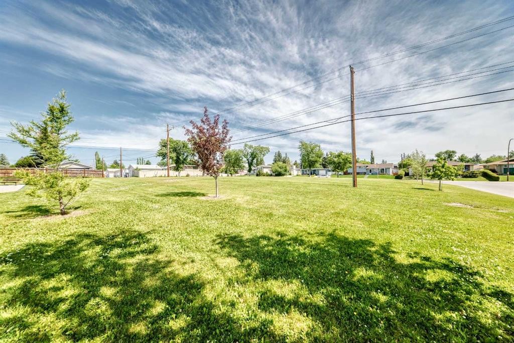 6839 Huntridge Hill Ne, Calgary, AB