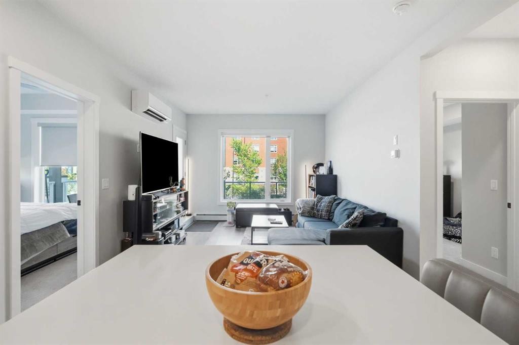 109-700 Shawnee Square Sw, Calgary, AB