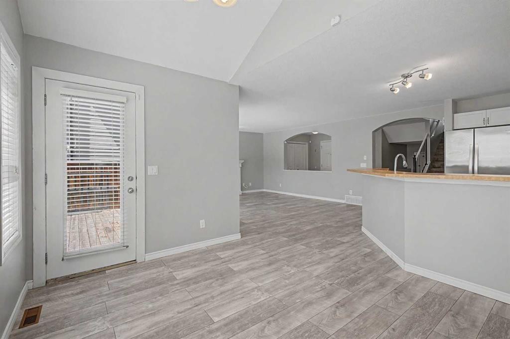 27 Bridlerange Circle Sw, Calgary, AB