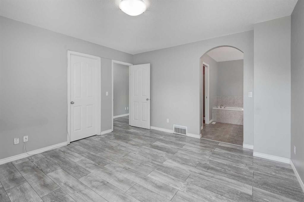 27 Bridlerange Circle Sw, Calgary, AB