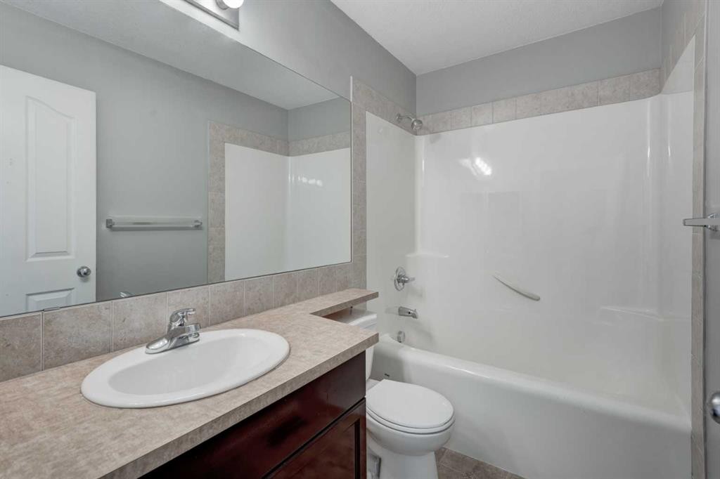 27 Bridlerange Circle Sw, Calgary, AB
