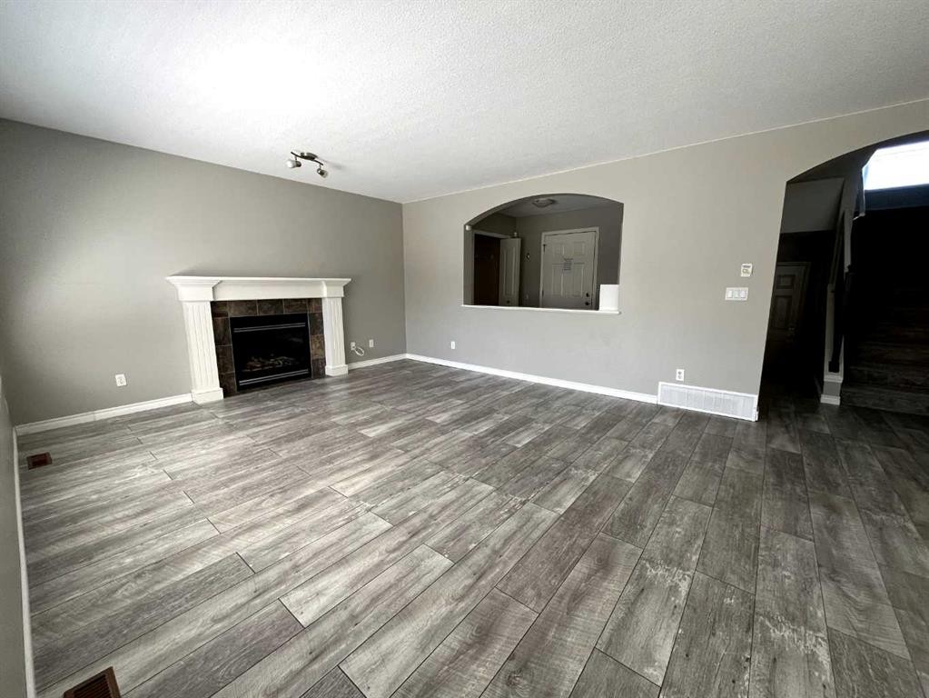 27 Bridlerange Circle Sw, Calgary, AB