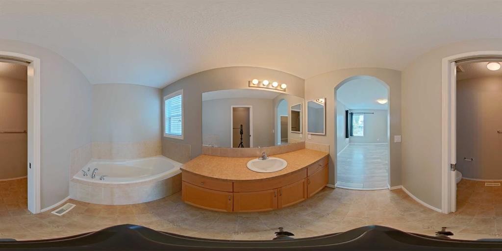 27 Bridlerange Circle Sw, Calgary, AB