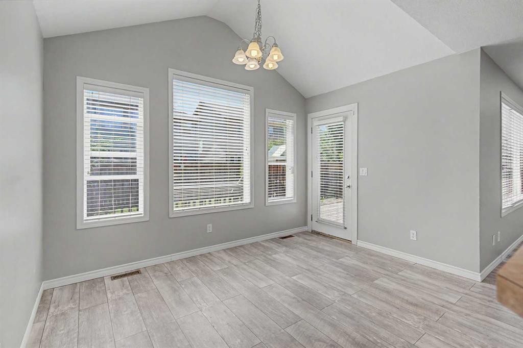 27 Bridlerange Circle Sw, Calgary, AB