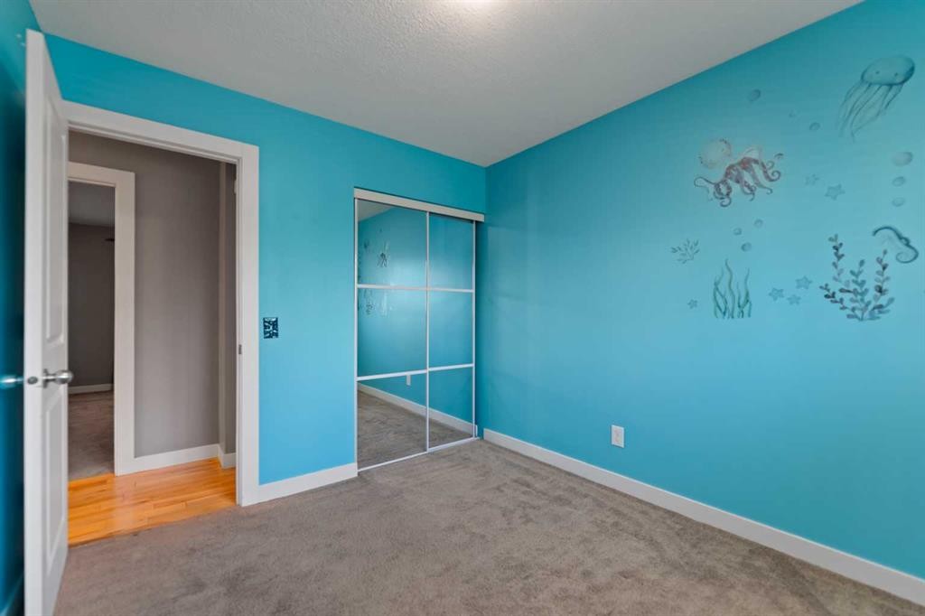 136 Maitland Drive Ne, Calgary, AB - Indoor