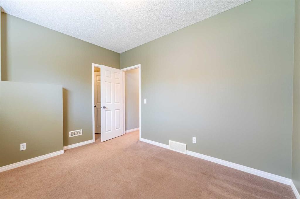 71 Copperfield Rise Se, Calgary, AB