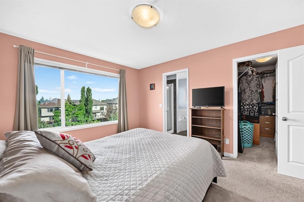 43 Rockmont Court Nw, Calgary, AB