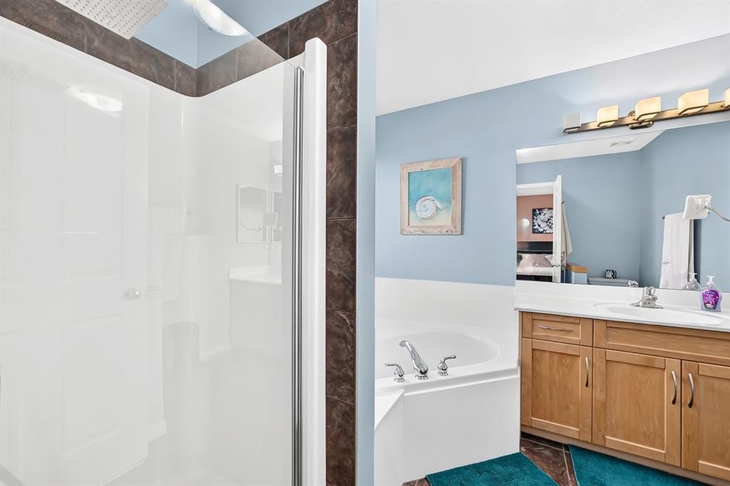 43 Rockmont Court Nw, Calgary, AB