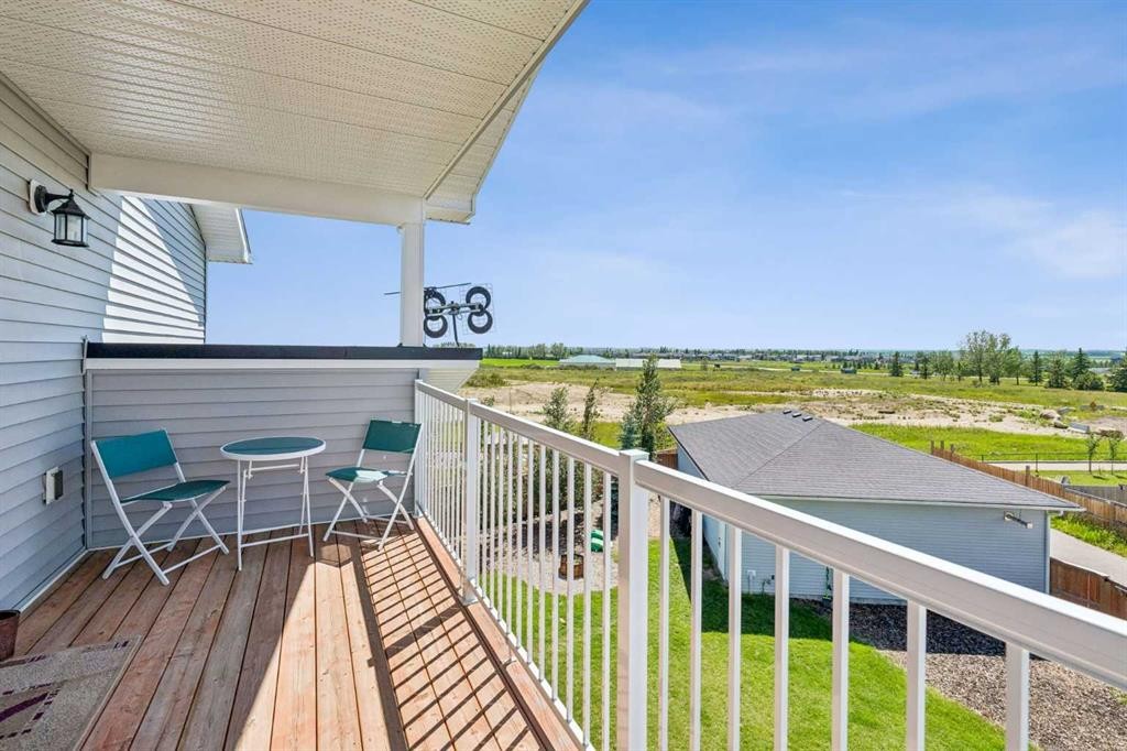 7 Bishop Circle, Carstairs, AB - Outdoor With Exterior