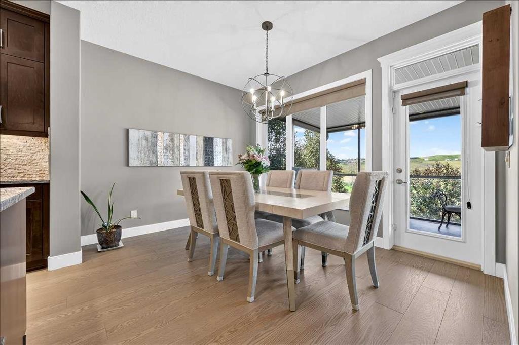146 Valley Pointe Way Nw, Calgary, AB - Indoor Photo Showing Dining Room