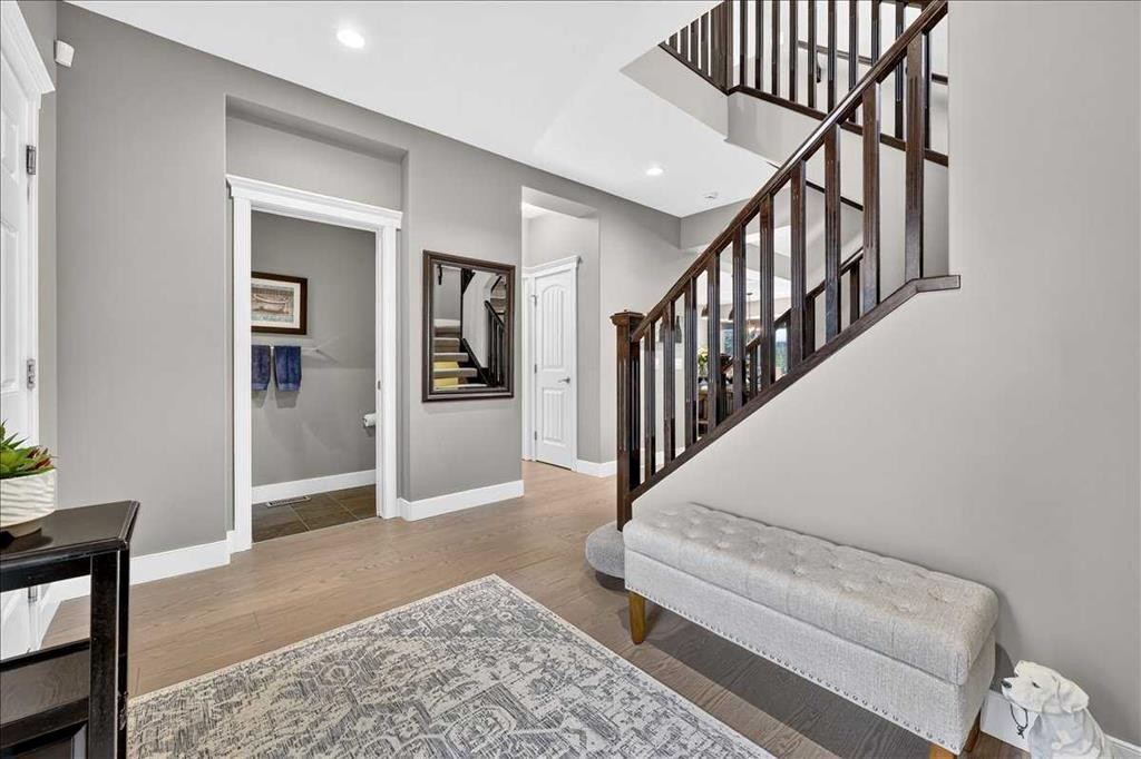 146 Valley Pointe Way Nw, Calgary, AB - Indoor