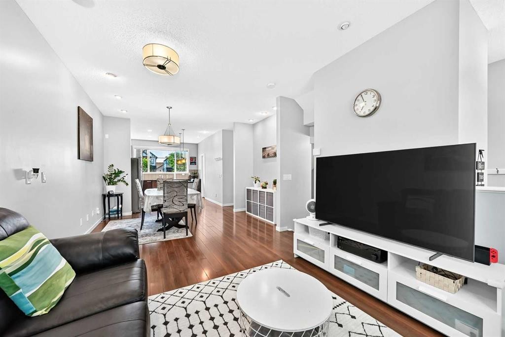 1907 Copperfield Boulevard Se, Calgary, AB