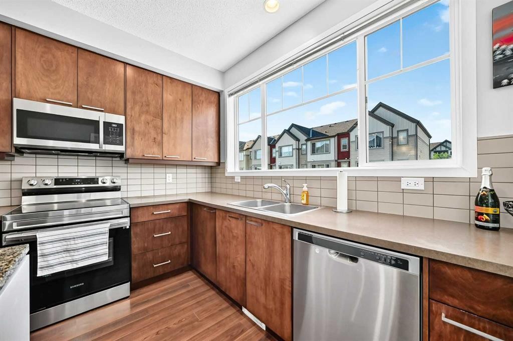 1907 Copperfield Boulevard Se, Calgary, AB