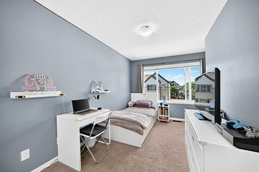 1907 Copperfield Boulevard Se, Calgary, AB