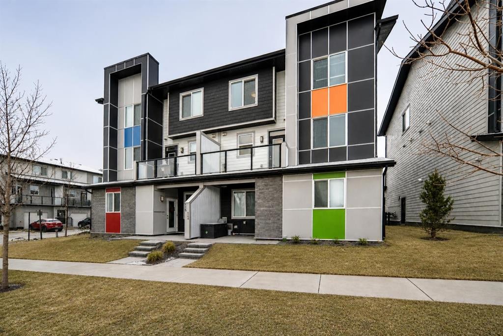 202-245 Redstone Ne, Calgary, AB