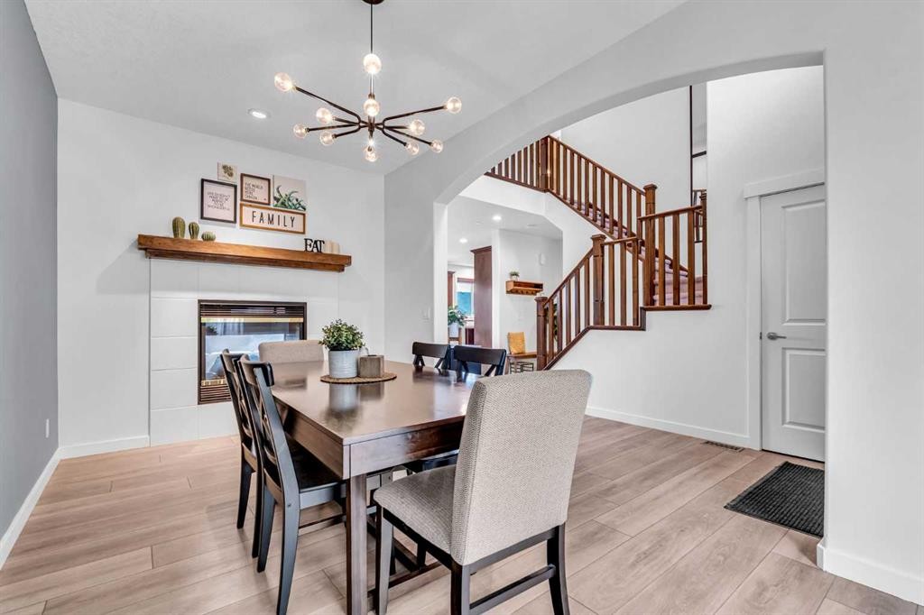 452 Evergreen Circle Sw, Calgary, AB