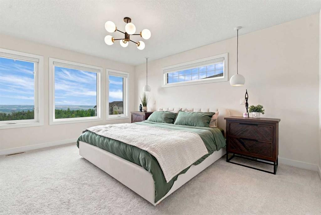 826 Alpine Drive Sw, Calgary, AB - Indoor Photo Showing Bedroom