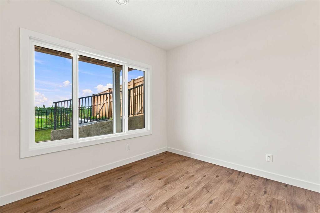 826 Alpine Drive Sw, Calgary, AB - Indoor Photo Showing Other Room