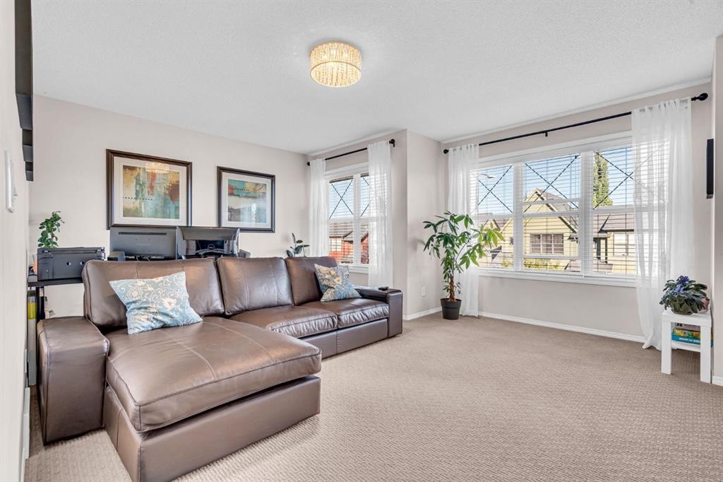 112 Walden Terrace Se, Calgary, AB