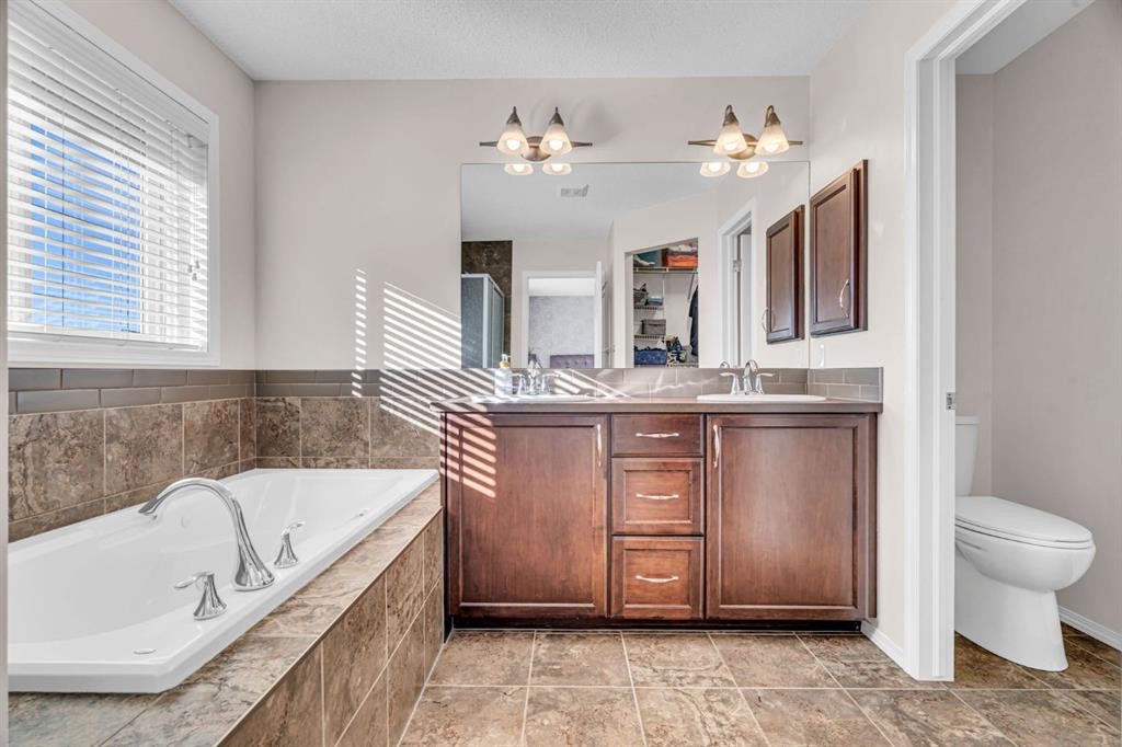 112 Walden Terrace Se, Calgary, AB