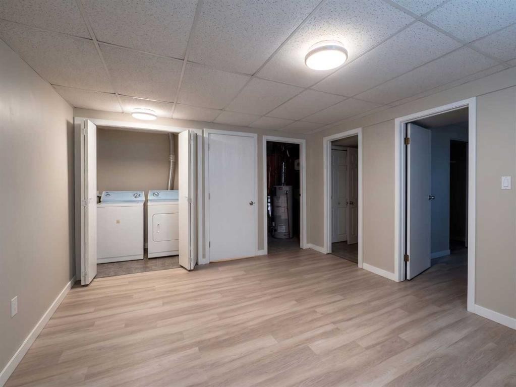 1095 Berkley Drive Nw, Calgary, AB - Indoor