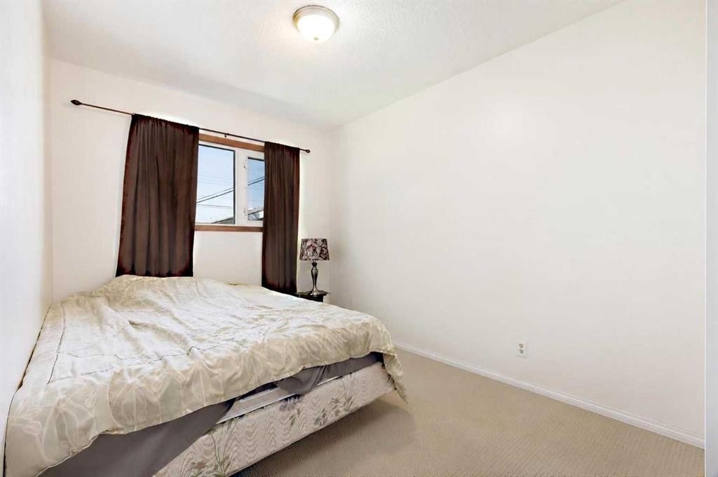 933 Marcombe Drive Ne, Calgary, AB