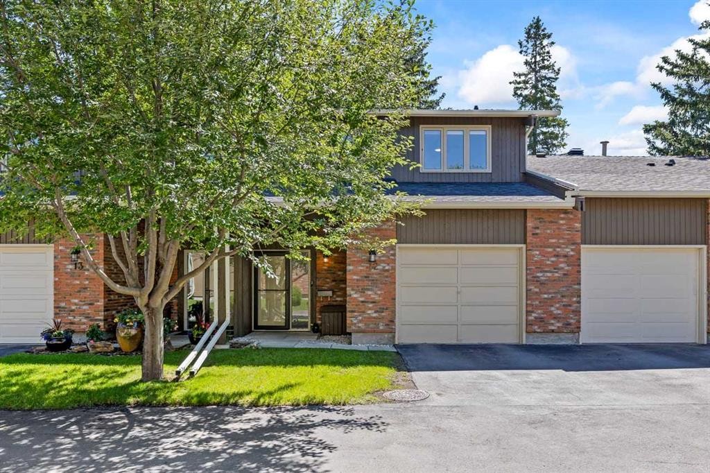 12-10001 Brookpark Boulevard Sw, Calgary, AB - Outdoor