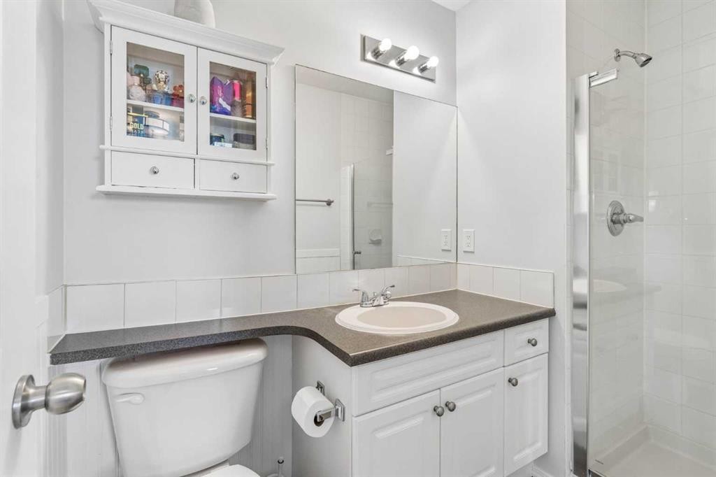 123 Stonemere Place, Chestermere, AB
